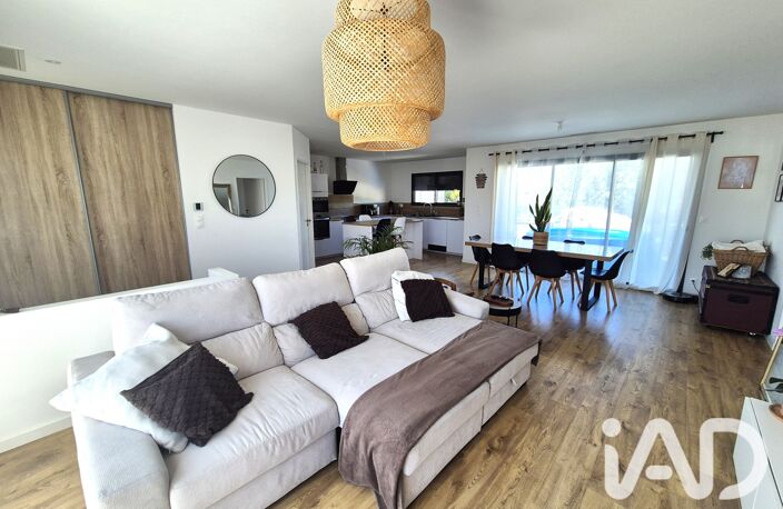 Vente Maison/villa 4 pièces — photo 2