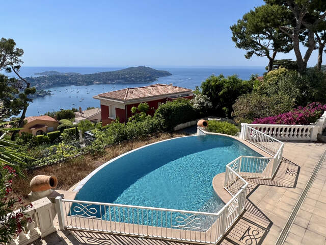 COL VILLEFRANCHE Villa 298m2 Vue Mer Panoramique Cap Ferrat Piscine Terrasse Jardin Garage Parkings — photo du bien