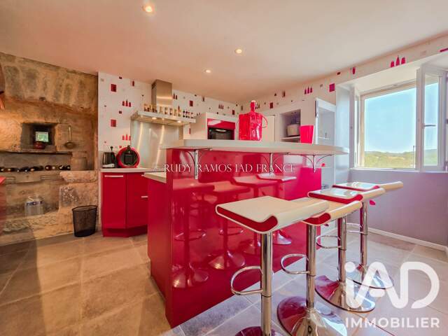 Vente Maison/villa 8 pièces — photo du bien