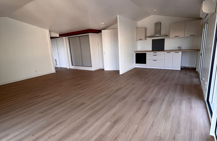 BEL APPARTEMENT T5 SPACIEUX DE 110M2 AVEC TERRASSE ET GARAGE — photo 3
