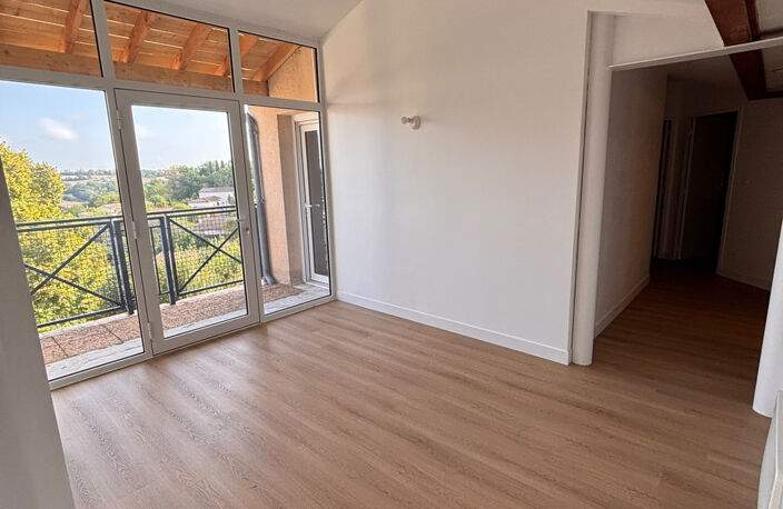 BEL APPARTEMENT T5 SPACIEUX DE 110M2 AVEC TERRASSE ET GARAGE — photo 4