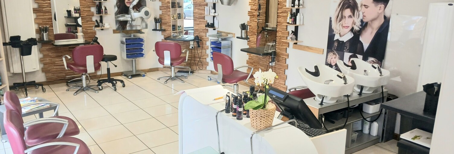 Commerce  45 m² à vendre à Saint-Gilles (50180)