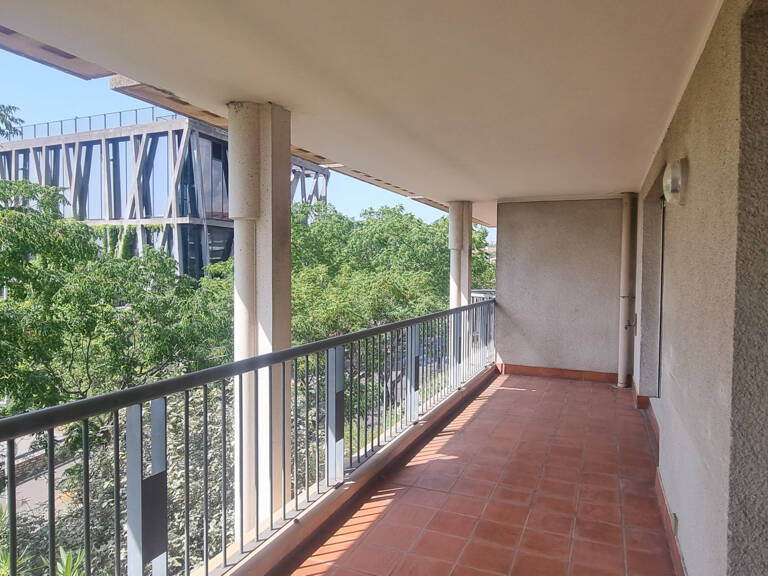 Appartement type 2 l'esplanade de l'arche — photo 1