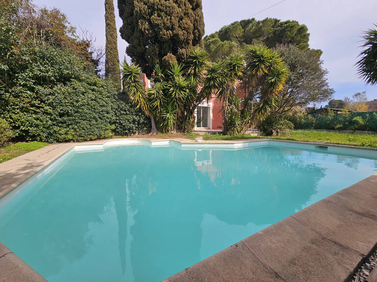 Maison T5 de 140m2 à la Garonne au Pradet — photo 1