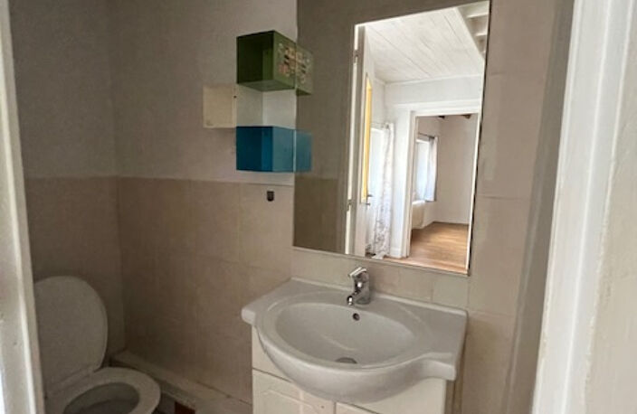 POITIERS CENTRE-VILLE, RUE DE L'ARCEAU, T3 DE 45M2 — photo 5