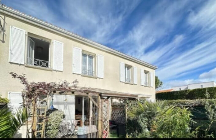 ROYAN — photo 4