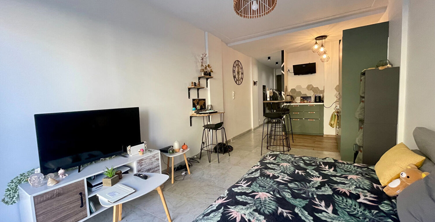 Appartement Nice 1 pièce(s) 28 m2 — photo 1