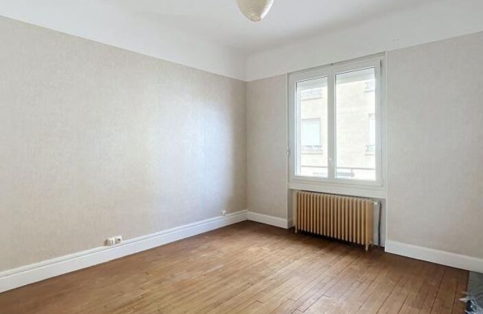 Appartement À Vendre — photo 3