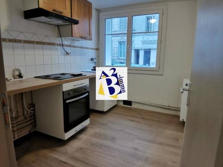 Angoulême Appartement T4 — photo 1