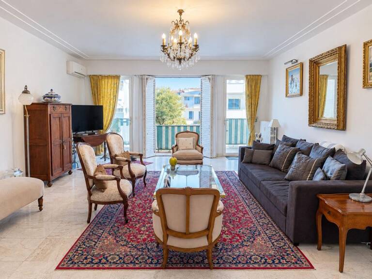 APPARTEMENT À VENDRE — photo 1