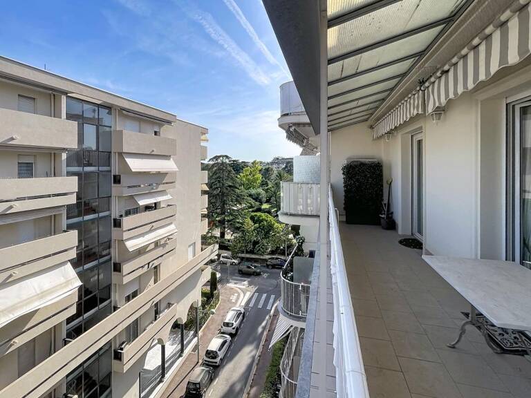 APPARTEMENT À VENDRE — photo 1