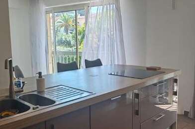 Appartement 2 pièces 1300 €