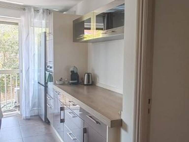 Appartement À Louer — photo 1