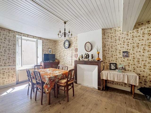 Maison À Vendre — photo du bien