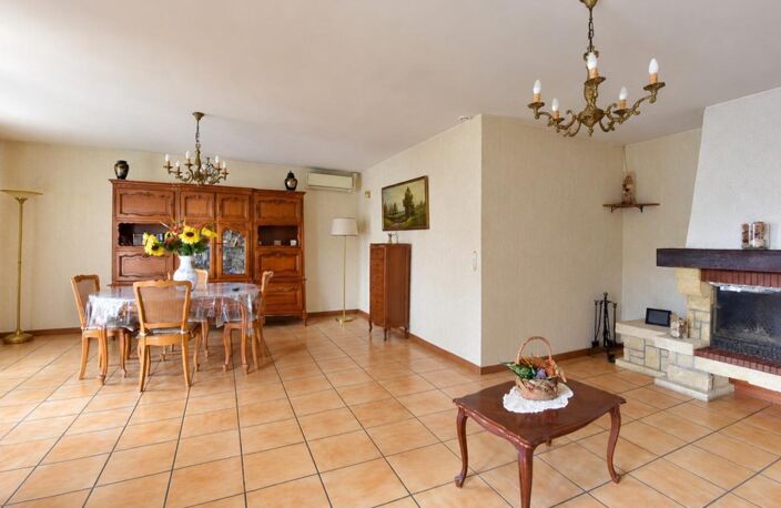 LESPINASSE – MAISON INDIVIDUELLE DE PLAIN-PIED 107 M² – 3 CHAMBRES – TERRAIN 740 M² – GRAND GARAGE — photo 3