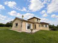 Lumineuse maison familiale de 130 m² sur sous-sol avec véranda – Terrain de 1288 m² à Charly (69) — photo 3