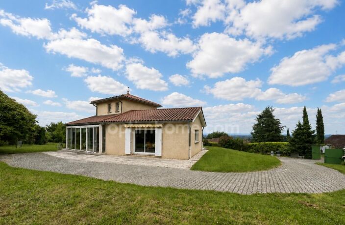 Lumineuse maison familiale de 130 m² sur sous-sol avec véranda – Terrain de 1288 m² à Charly (69) — photo 4