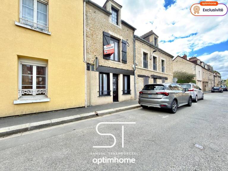 Maison de ville à réinventer avec potentiel d’agrandissement - ST PIERRE EN AUGE (14170) — photo 1