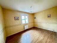   À VENDRE – JOLIE MAISON DE PLAIN-PIED À VOULGÉZAC   — photo 4