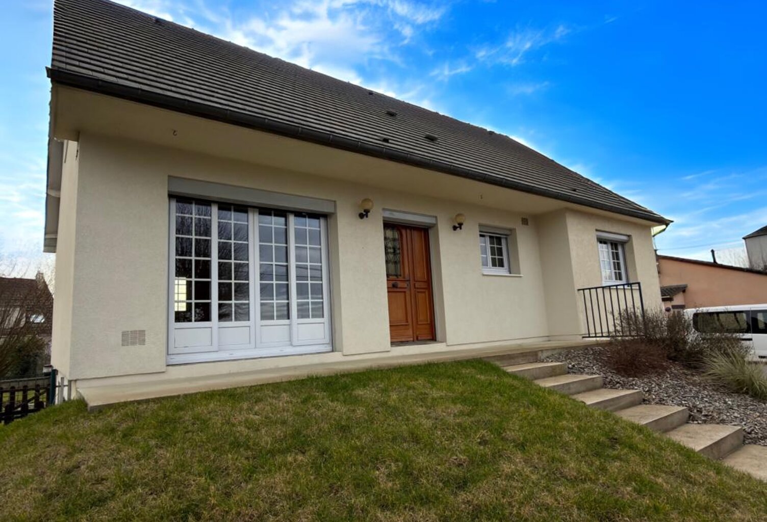 Maison à vendre 6 pièces 168 m2 BEVILLE LE COMTE (28) — photo 1