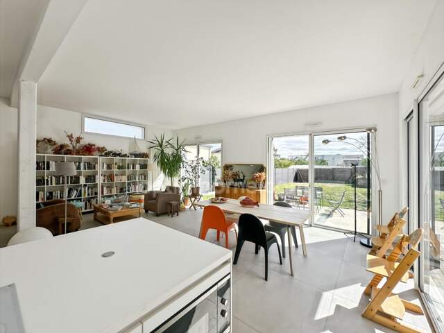 Maison 6 pièces 196m² — photo du bien