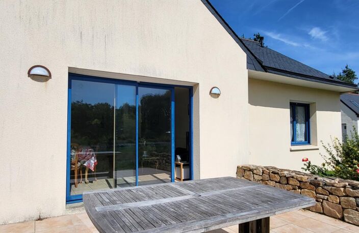 Maison de plain-pied à QUEMPERVEN (22450), piscine naturelle et verger ! — photo 4