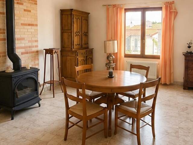 Maison à vendre 5 pièces MORTAGNE SUR SEVRE (85) — photo du bien