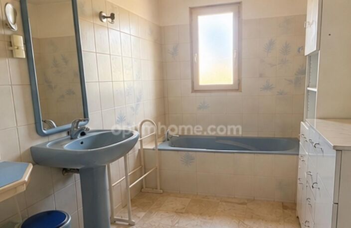 Maison à vendre 5 pièces MORTAGNE SUR SEVRE (85) — photo 4