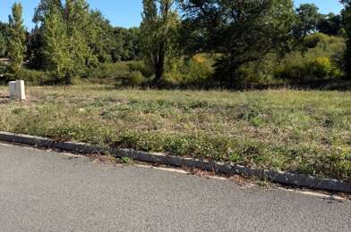 Terrain  127000 €