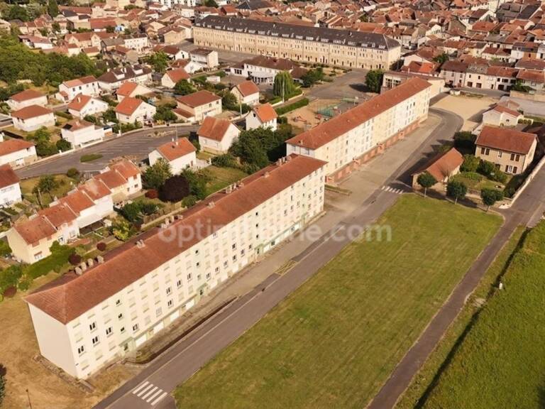 STENAY – ENSEMBLE IMMOBILIER 72 LOGEMENTS – 27 GARAGES – PROCHE BELGIQUE ET LUXEMBOURG — photo 1