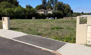 Terrain  700 m² à vendre à Camblanes-et-Meynac (33360)