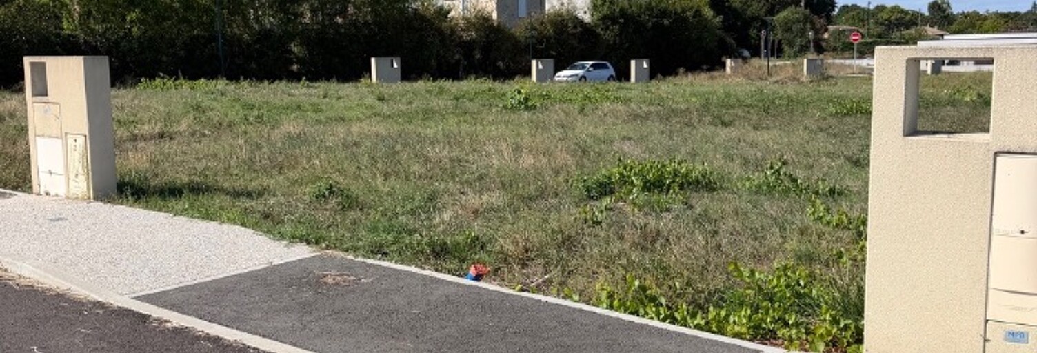 Terrain  700 m² à vendre à Camblanes-et-Meynac (33360)