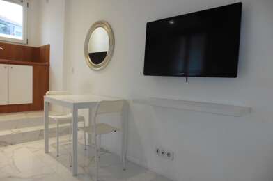 Appartement 1 pièces 900 €