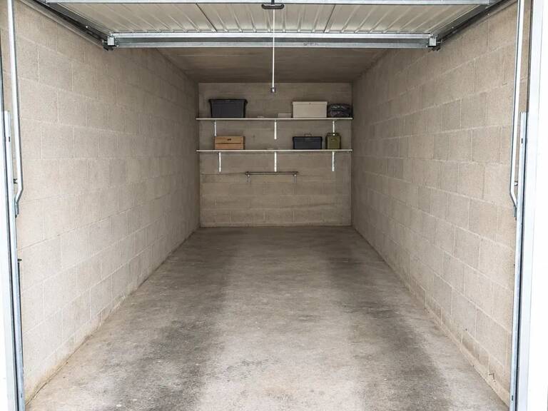 MARSEILLE 13008 LE ROUET-DOUBLE BOX 24M² — photo 1