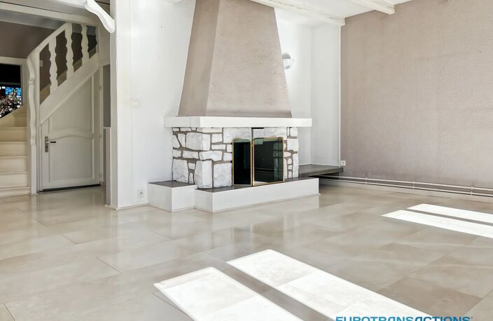 Maison de 5 pièces rénovée et au calme en impasse, de 100 m² (12 — photo 3