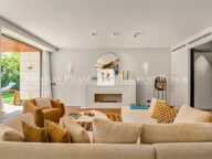 VILLA NEUVE - 350m² - AU COEUR DE JEAN-SAINT-CAP-FERRAT — photo 3