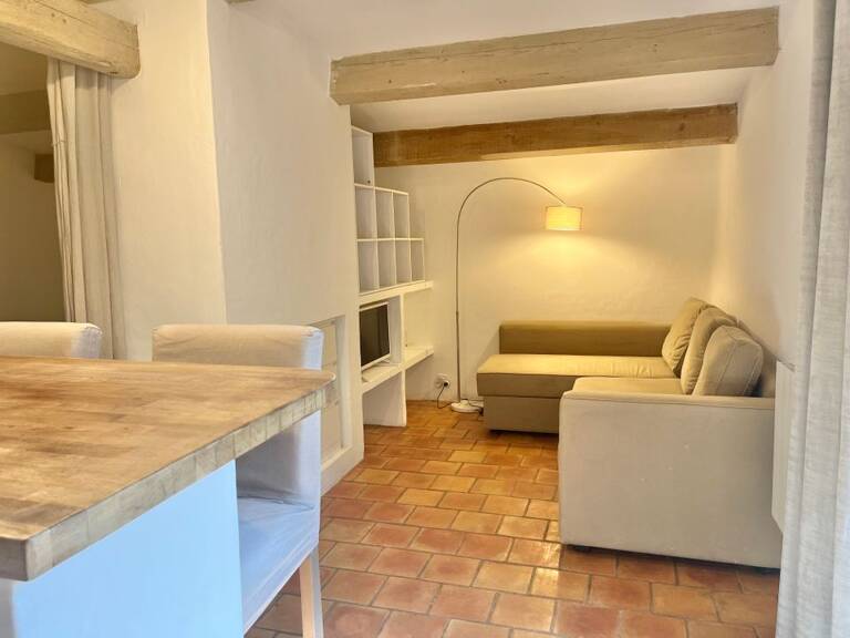 Appartement de 30m2 à louer sur Le Tholonet — photo 1