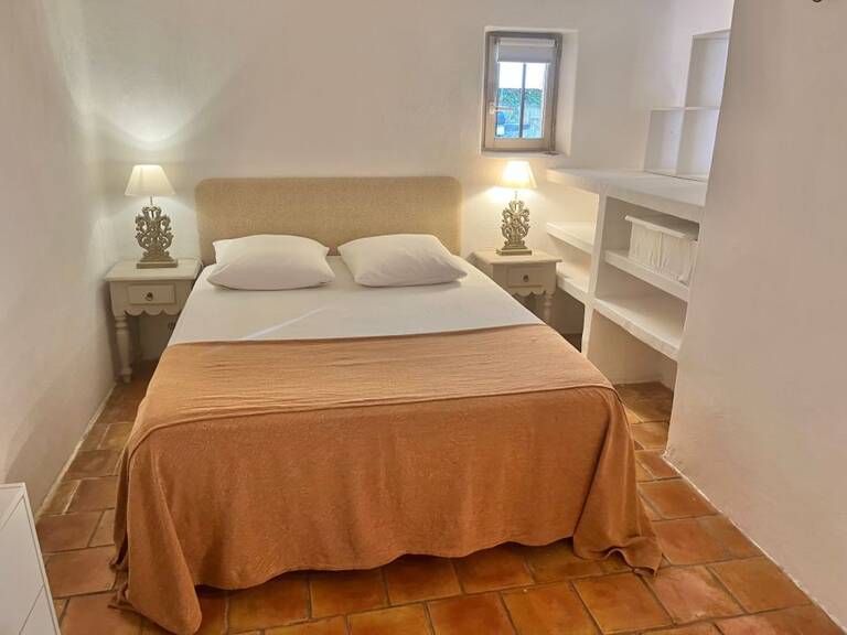 Appartement de 30m2 à louer sur Le Tholonet — photo 1