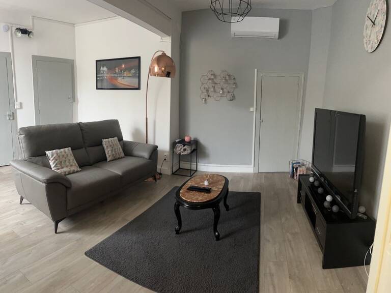 Maison de 80m2 à louer sur Villemoustaussou — photo 1