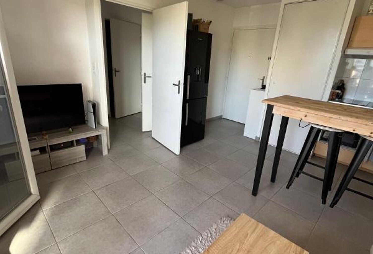 Appartement À Louer — photo 1