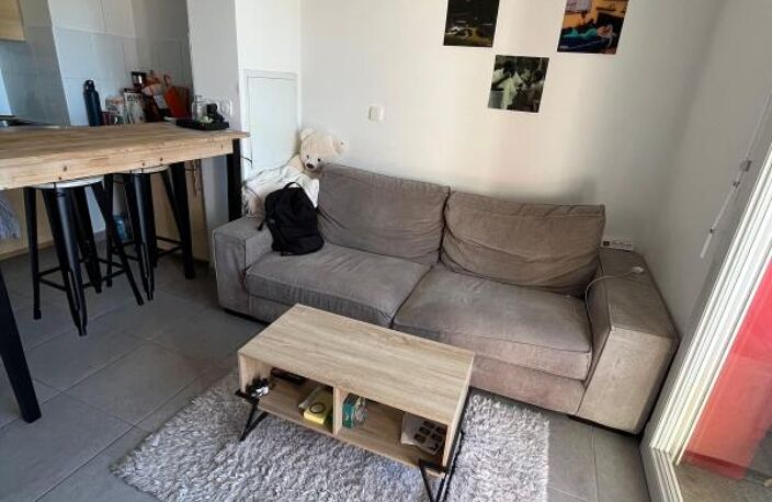 Appartement À Louer — photo 2