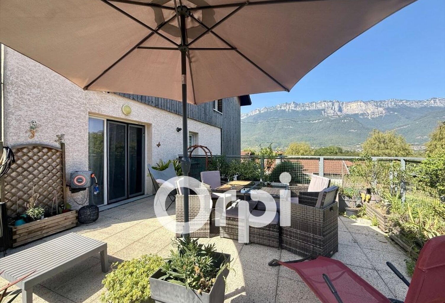 Goncelin – Charmant duplex avec grande terrasse, cave et parking couvert — photo 1