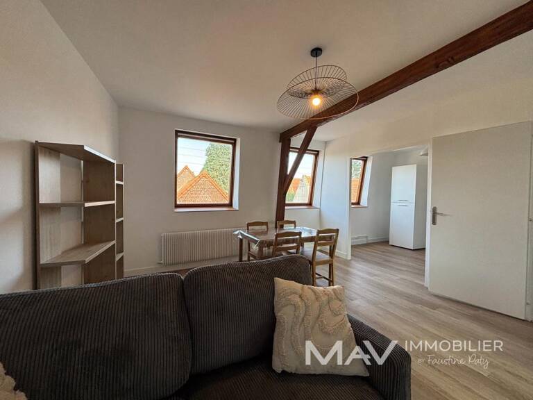ARQUES - APPARTEMENT MEUBLE DE 50,30m² RENOVÉ AVEC PLACE DE PARKING — photo 1