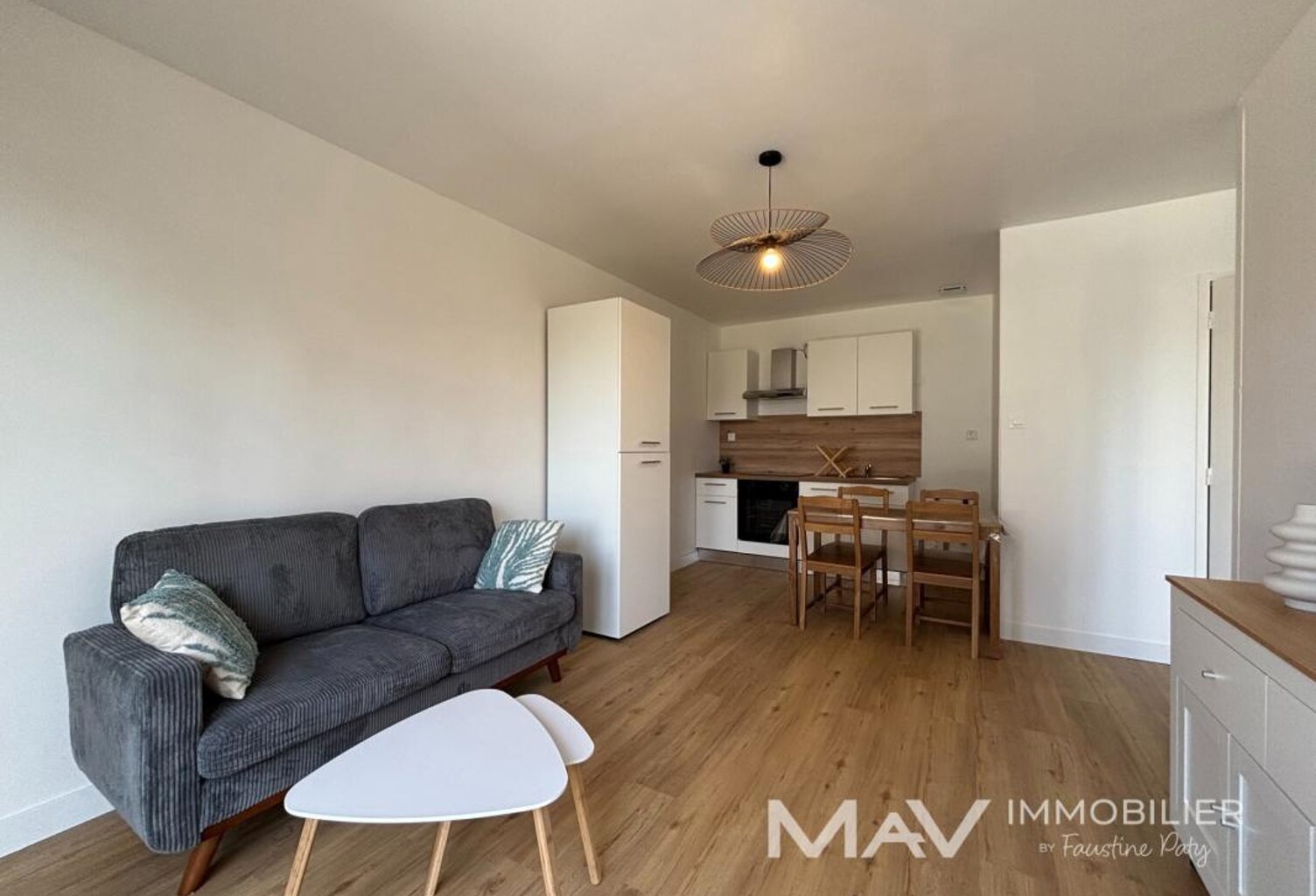 ARQUES - MAISON MEUBLEE DE 34,95M² REFAITE A NEUF AVEC JARDIN ET GARAGE — photo 1