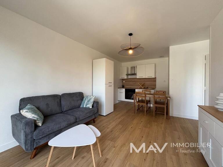 ARQUES - MAISON MEUBLEE DE 34,95M² REFAITE A NEUF AVEC JARDIN ET GARAGE — photo 1