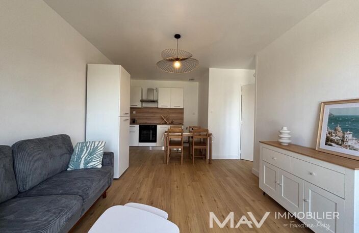 ARQUES - MAISON MEUBLEE DE 34,95M² REFAITE A NEUF AVEC JARDIN ET GARAGE — photo 2