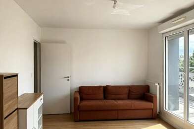 Appartement 3 pièces 990 €