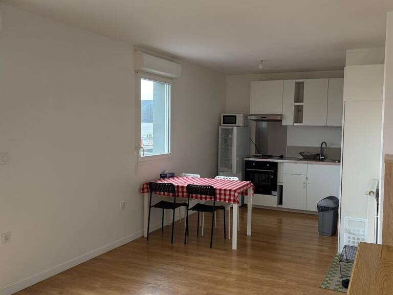 Appartement T3 meublé dernier étage — photo 1
