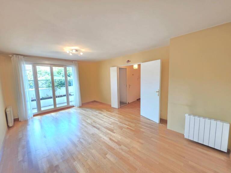 Appartement À Vendre — photo 1