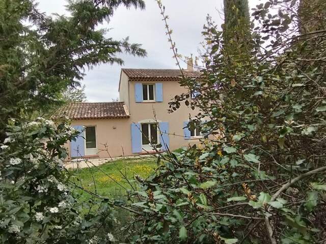 Maison À Louer 4 chambres + jardin + garage — photo du bien